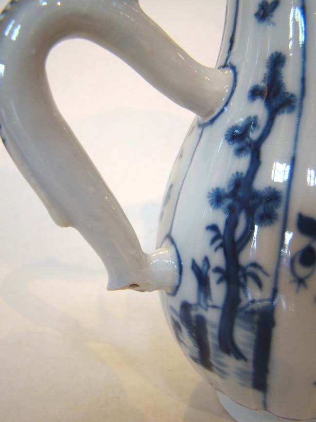 An attractive 18th century fluted baluster form Chinese Export Porcelain cream jug — image 2